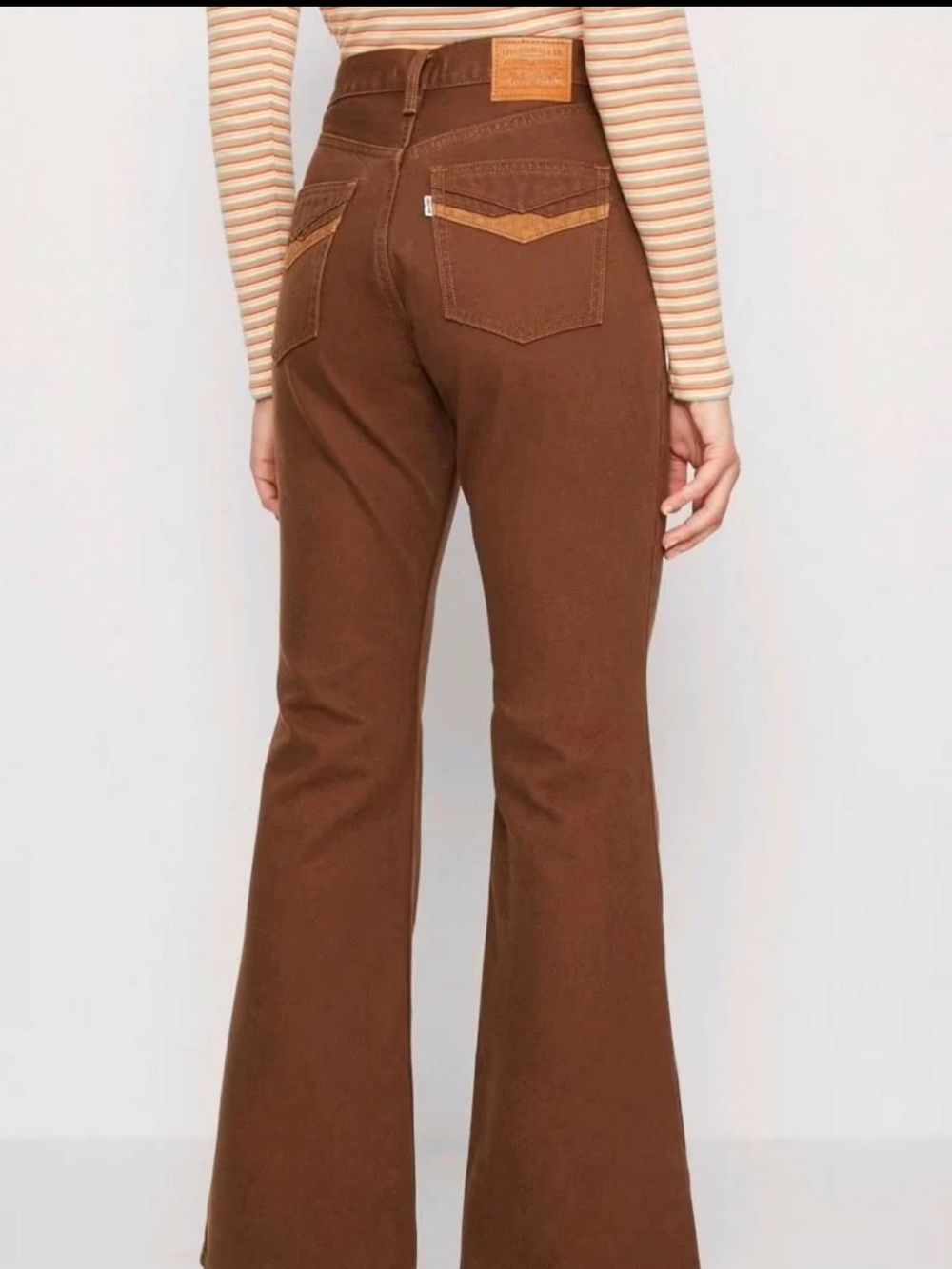 Levi's Brown Flared Jeans with Contrast Back Pocket Detail size 27